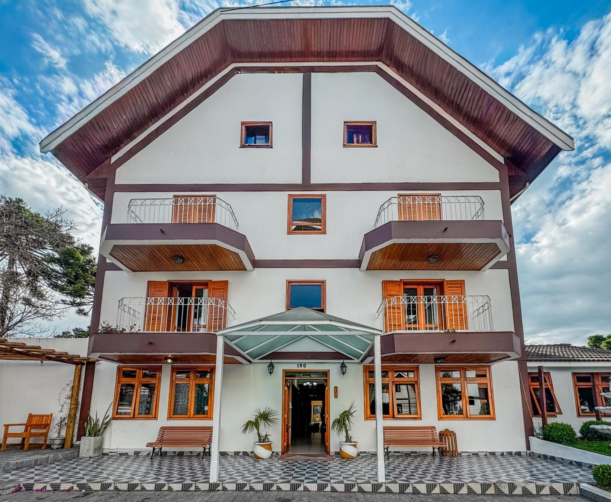 Pousada Vilage Inn Capivari - By Nacional Inn, Campos do Jordao